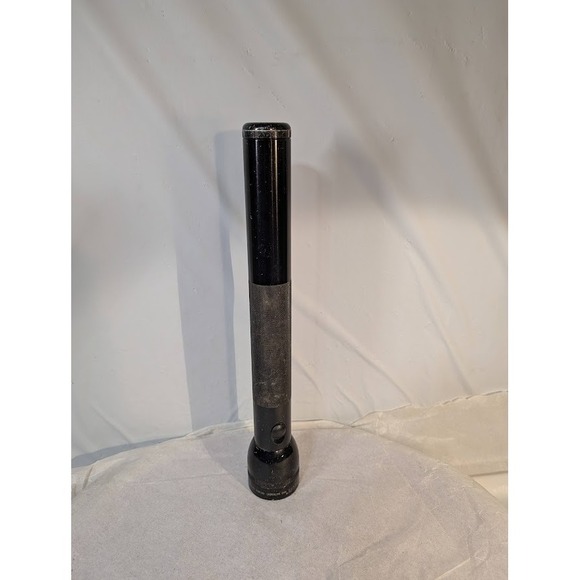 Maglite Flashlight Lot of 2‎ Blue & Black LED/Incandescent Heavy Duty Aluminum - Picture 6 of 12